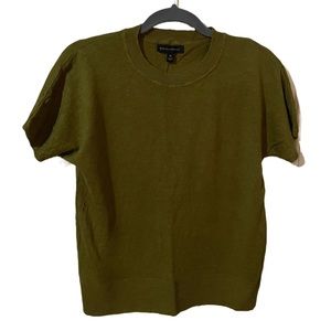 Banana Republic knit olive green short sleeve top, size medium